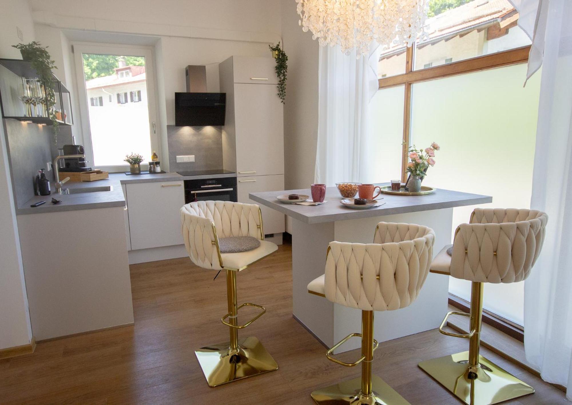 Liebelei Miesbach - Boutique-Apartment Mit Terrasse Im Zentrum Luaran gambar